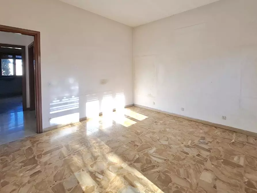 Immagine 56 di Casa indipendente in vendita  a Carrara