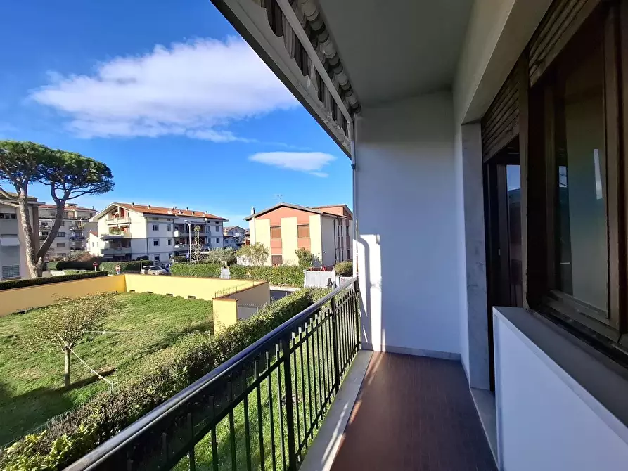 Immagine 45 di Casa indipendente in vendita  a Carrara