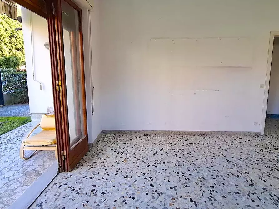 Immagine 25 di Casa indipendente in vendita  a Carrara