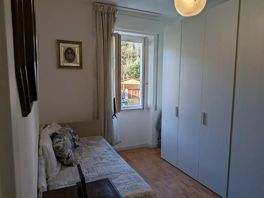 Immagine 6 di Appartamento in vendita  a Massa