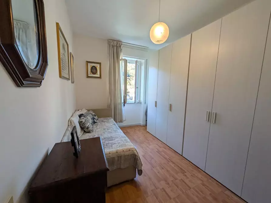 Immagine 9 di Appartamento in vendita  a Massa