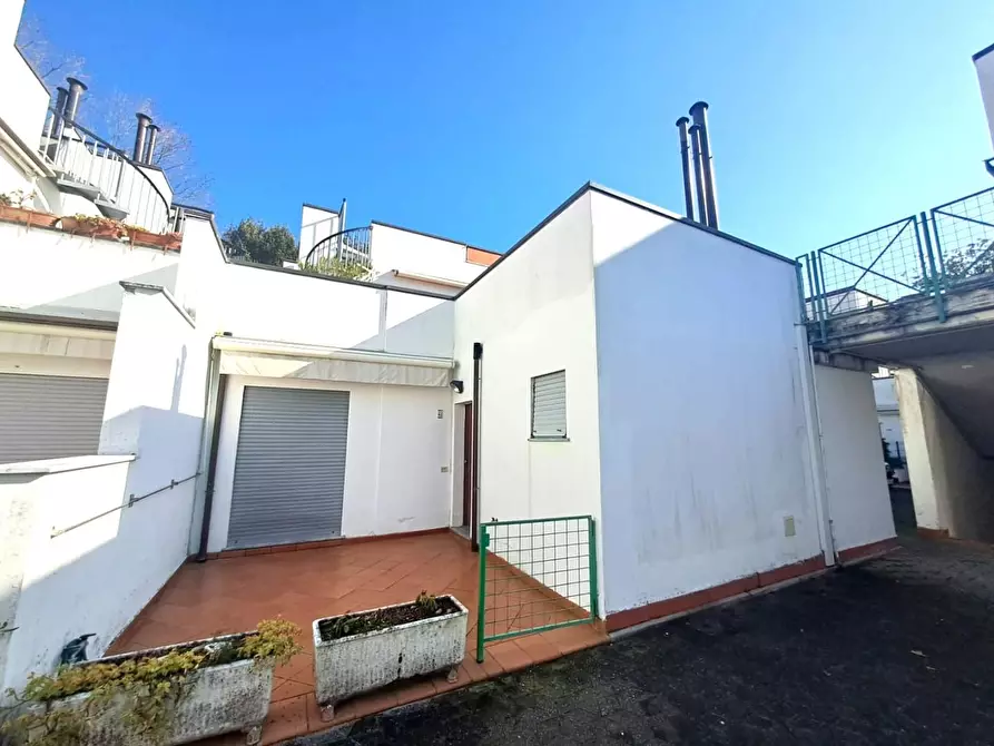 Immagine 23 di Appartamento in vendita  a Massa