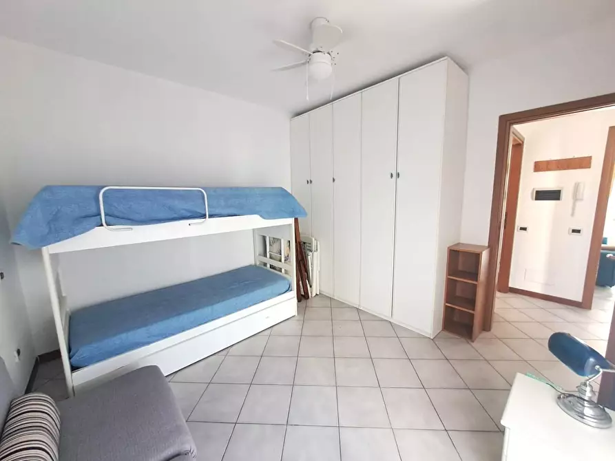 Immagine 10 di Appartamento in vendita  a Massa