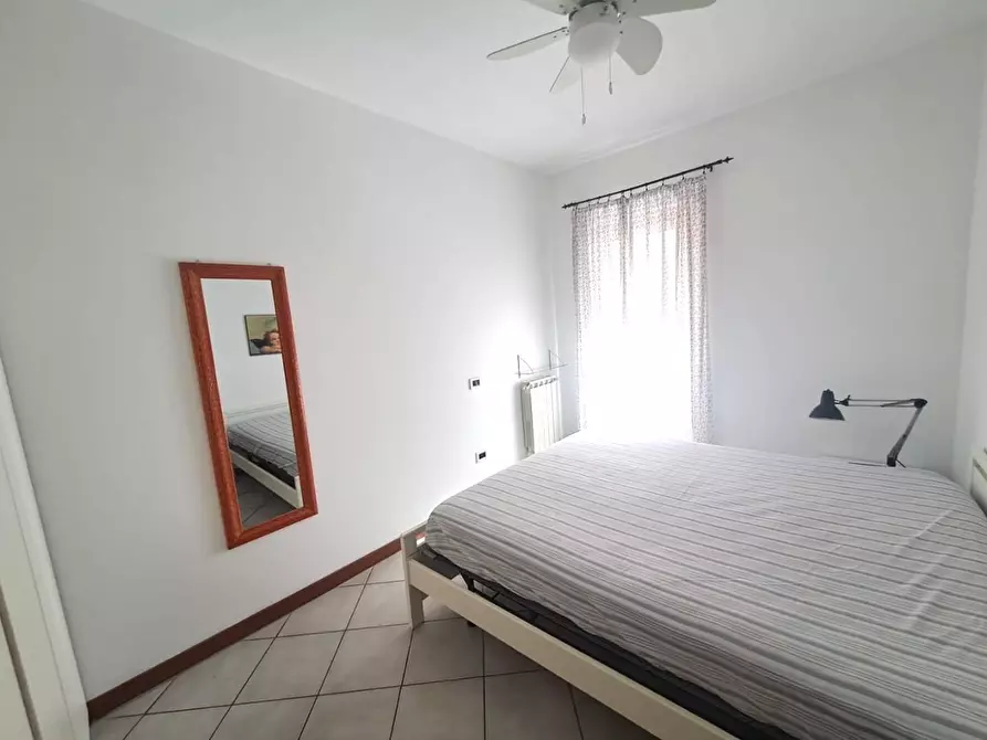 Immagine 9 di Appartamento in vendita  a Massa