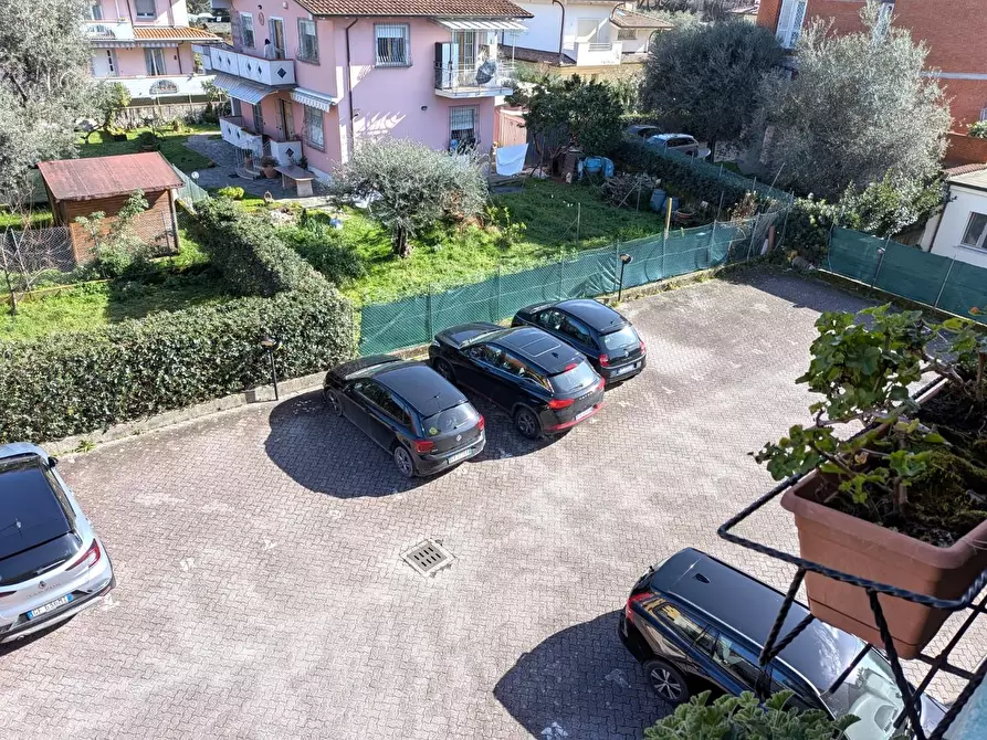 Immagine 45 di Appartamento in vendita  a Massa