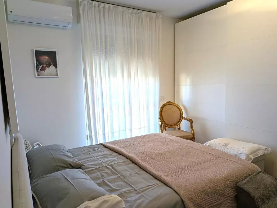 Immagine 31 di Appartamento in vendita  a Massa