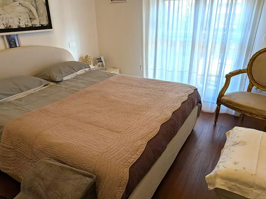 Immagine 32 di Appartamento in vendita  a Massa