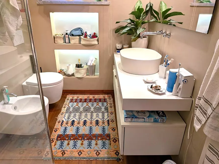 Immagine 43 di Appartamento in vendita  a Massa