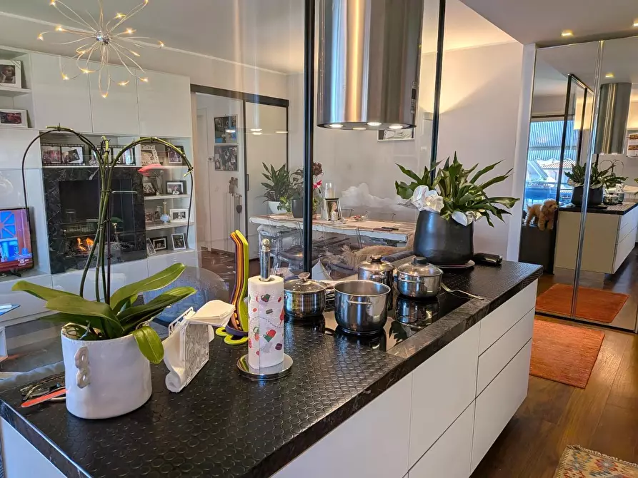 Immagine 26 di Appartamento in vendita  a Massa