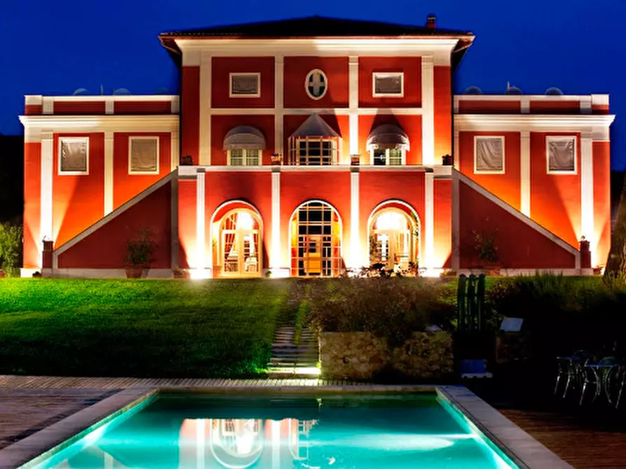 Immagine 1 di Albergo/B&B/Residence in vendita  a Grosseto