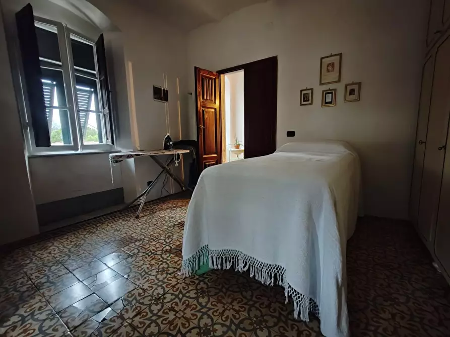 Immagine 13 di Appartamento in vendita  a Carrara