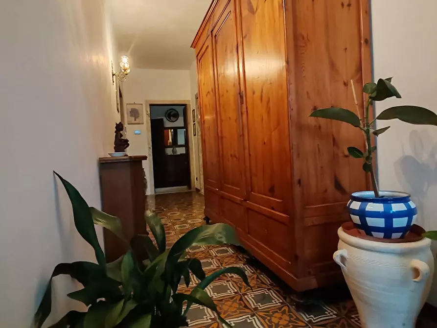 Immagine 8 di Appartamento in vendita  a Carrara