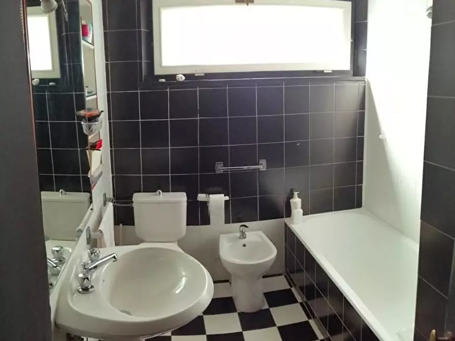 Immagine 12 di Terratetto in vendita  a Pisa