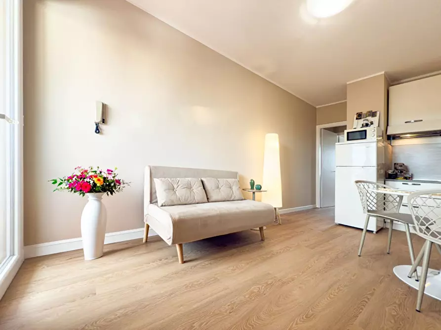 Immagine 1 di Appartamento in affitto  a Pisa