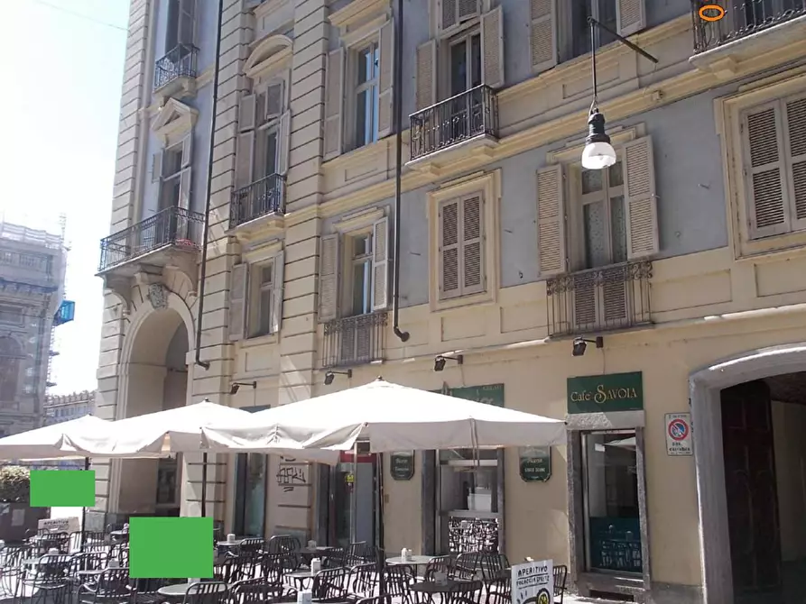 Immagine 3 di Negozio in vendita  a Torino