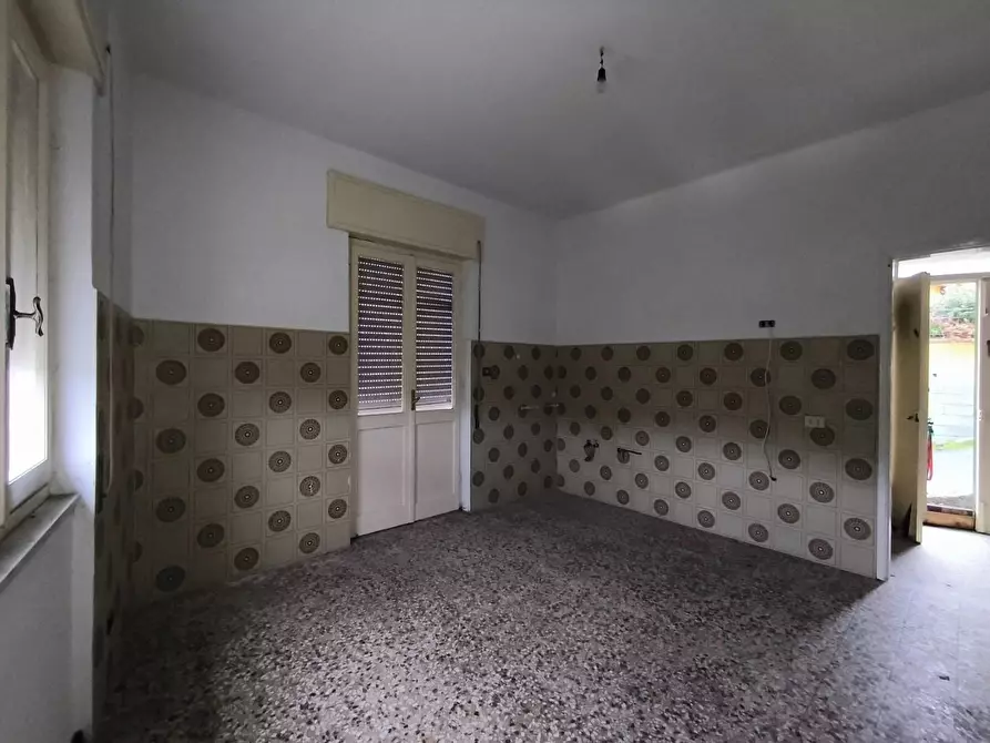 Immagine 23 di Casa semindipendente in vendita  a Ortonovo