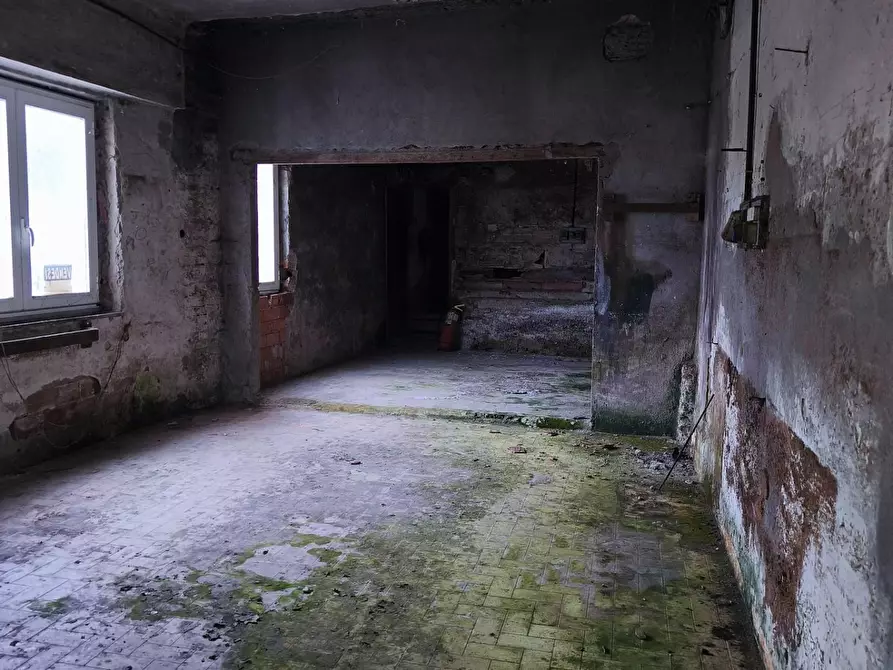 Immagine 19 di Casa semindipendente in vendita  a Ortonovo