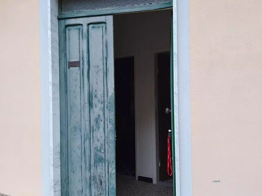 Immagine 17 di Casa semindipendente in vendita  a Ortonovo