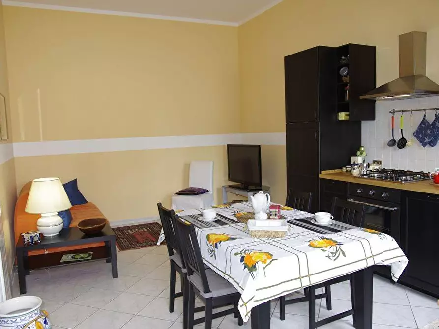 Immagine 28 di Villetta a schiera in vendita  a Cascina