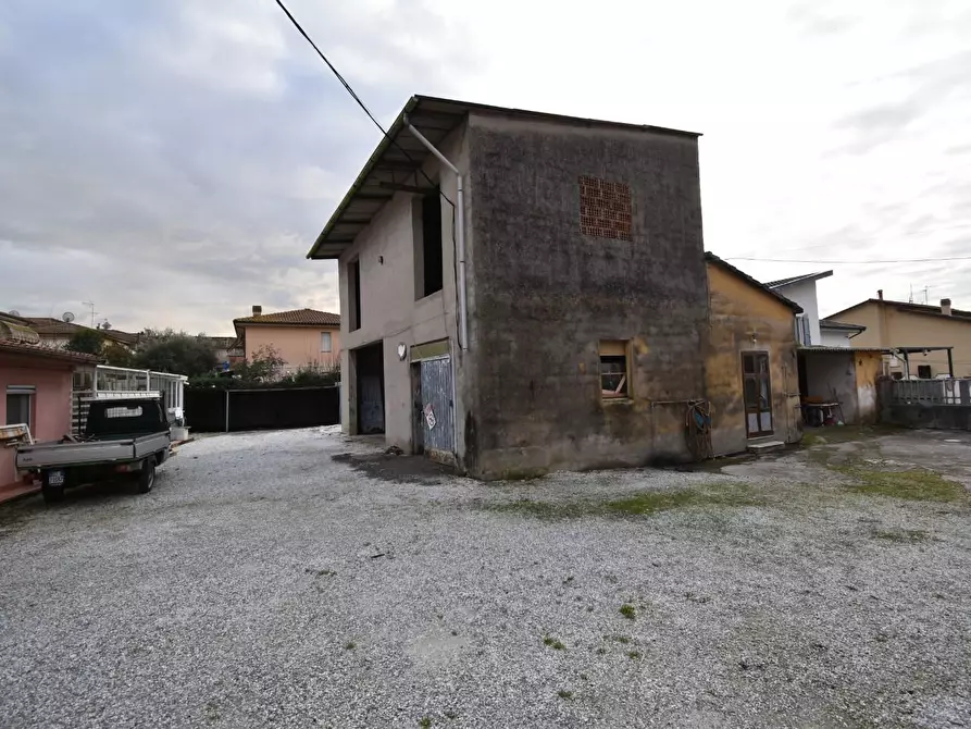 Immagine 3 di Casa indipendente in vendita  a Vecchiano