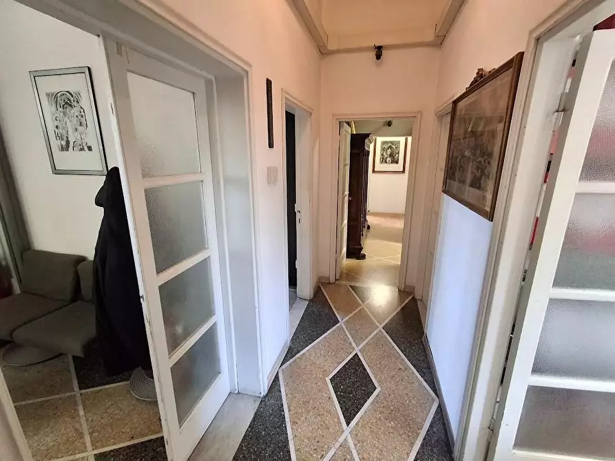 Immagine 19 di Ufficio in affitto  a Pisa