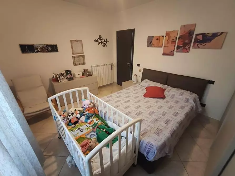 Immagine 10 di Appartamento in vendita  a Siena