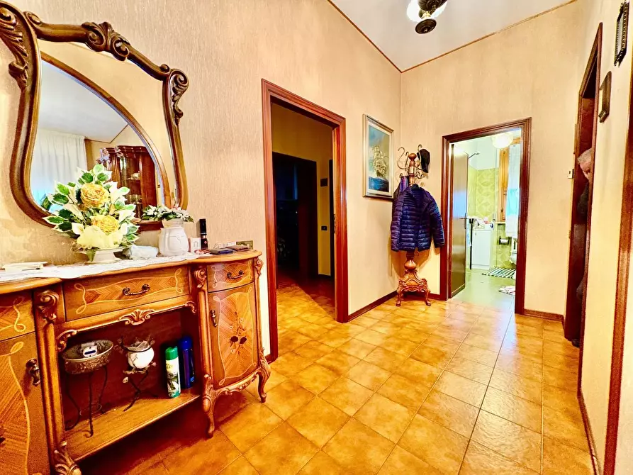 Immagine 9 di Appartamento in vendita  a Castelfiorentino