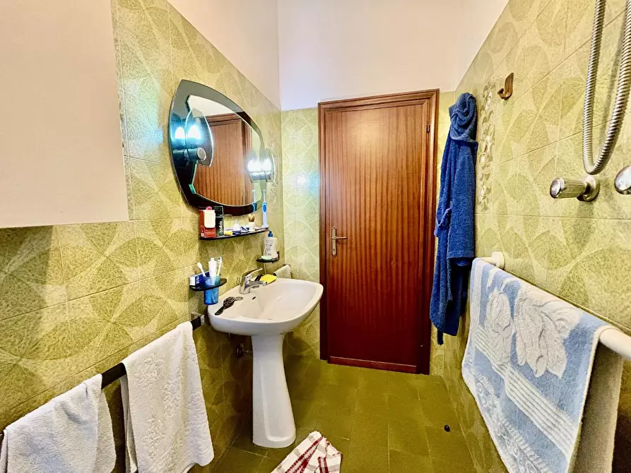 Immagine 18 di Appartamento in vendita  a Castelfiorentino