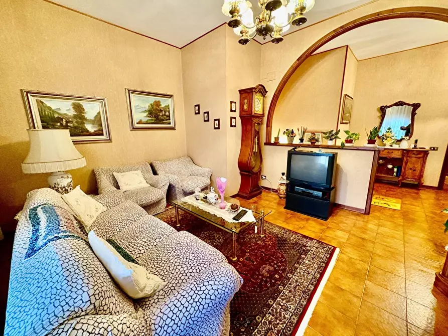 Immagine 6 di Appartamento in vendita  a Castelfiorentino