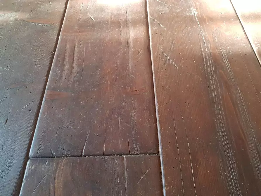 Immagine 21 di Casa indipendente in vendita  a Carrara