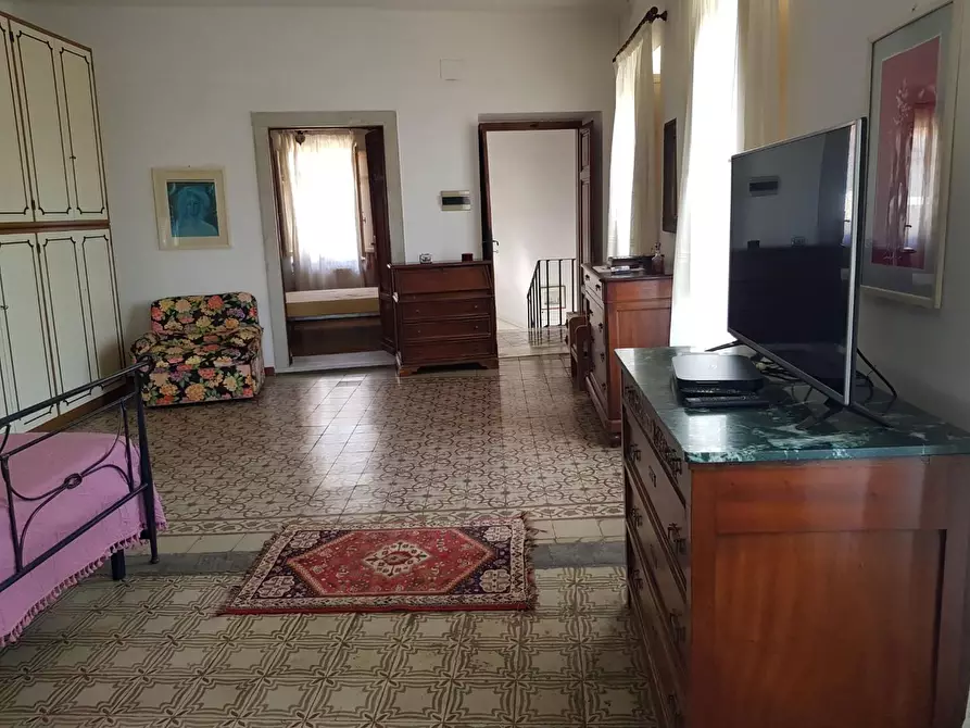 Immagine 6 di Casa indipendente in vendita  a Carrara