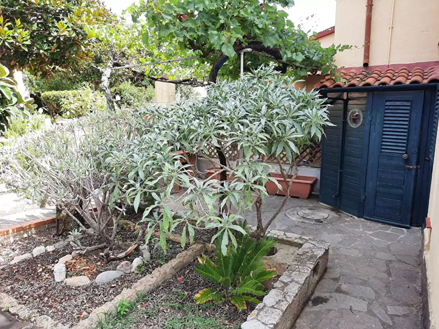 Immagine 36 di Appartamento in vendita  a Rio