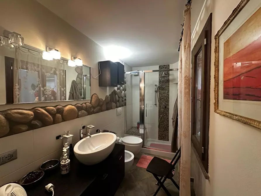 Immagine 12 di Casa quadrifamiliare in vendita  a Rosignano Marittimo