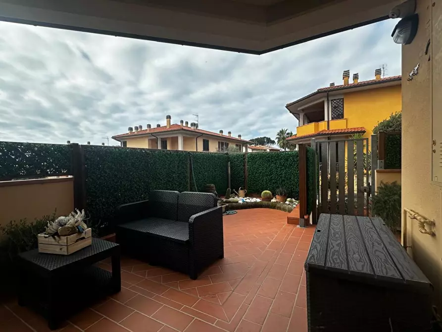 Immagine 16 di Casa quadrifamiliare in vendita  a Rosignano Marittimo