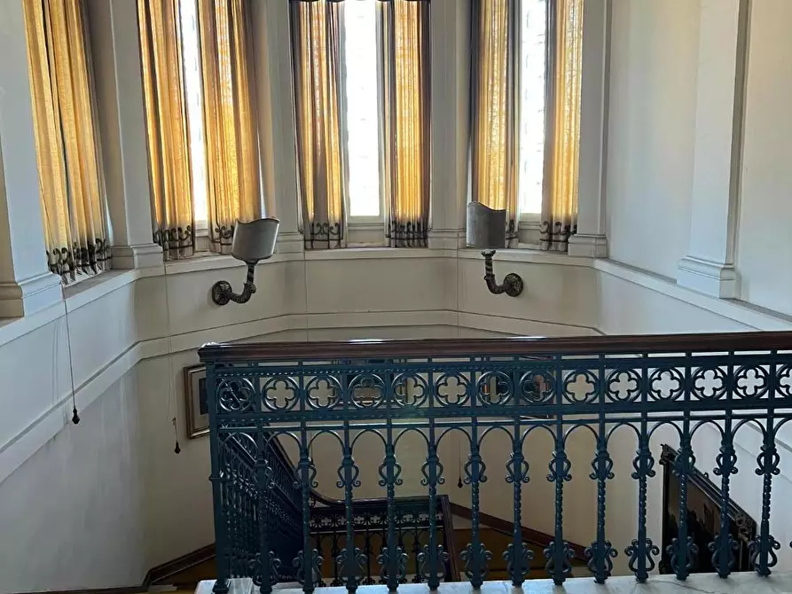 Immagine 4 di Villa in vendita  a Pisa