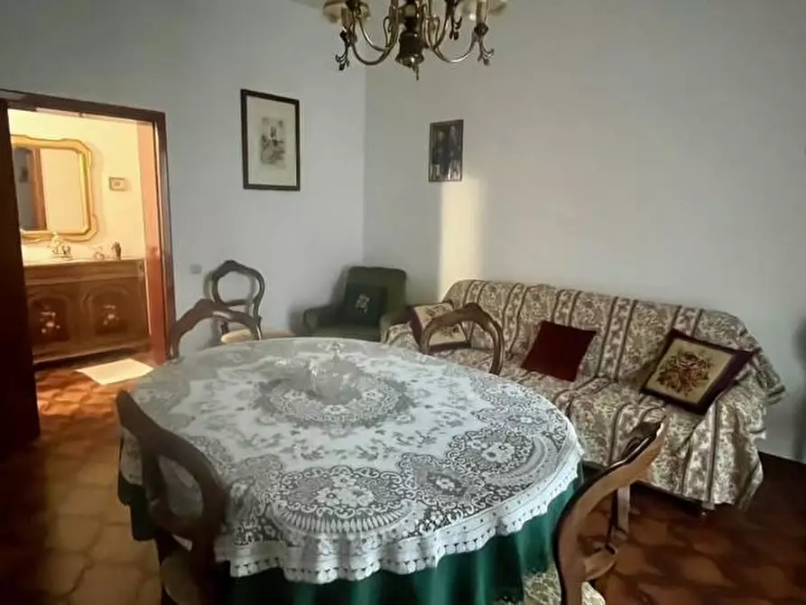 Immagine 2 di Appartamento in vendita  a Asciano