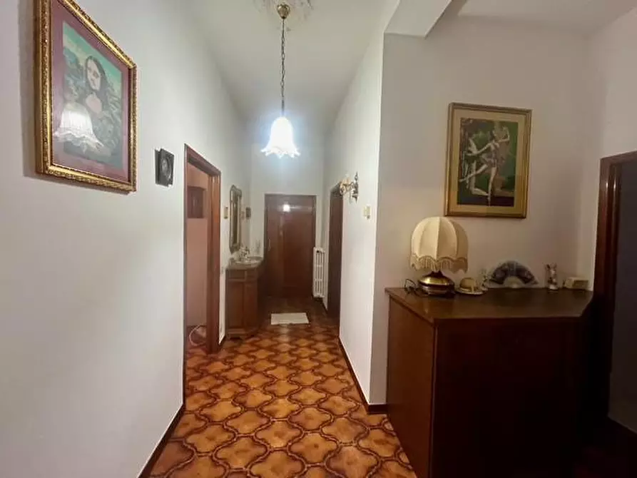 Immagine 15 di Appartamento in vendita  a Asciano