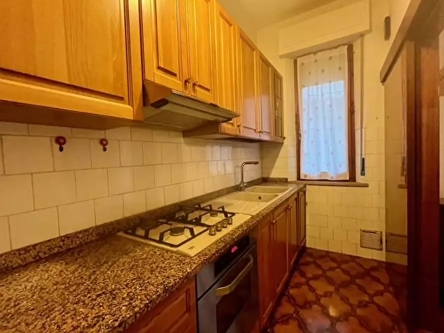 Immagine 11 di Appartamento in vendita  a Asciano