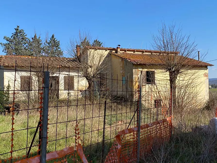 Immagine 6 di Casa colonica in vendita  a Bucine