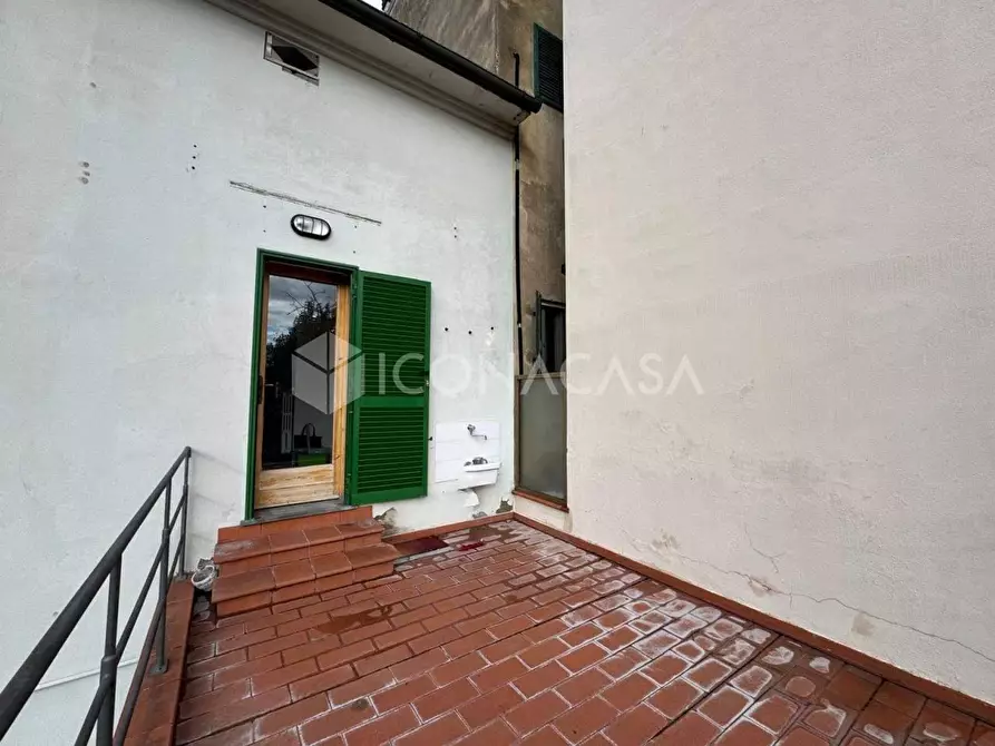 Immagine 9 di Villetta a schiera in vendita  a Pontedera