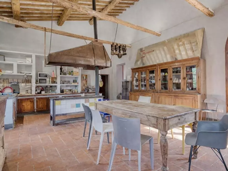 Immagine 17 di Casa colonica in vendita  a Colle Di Val D'elsa