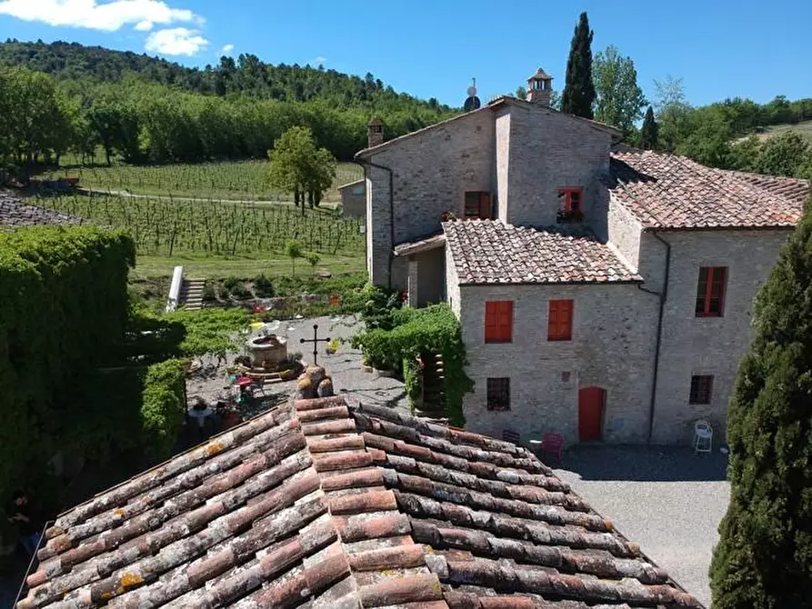 Immagine 12 di Casa colonica in vendita  a Colle Di Val D'elsa