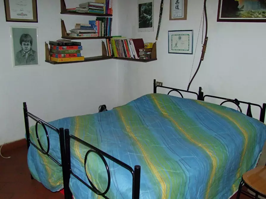 Immagine 16 di Casa colonica in vendita  a Rufina