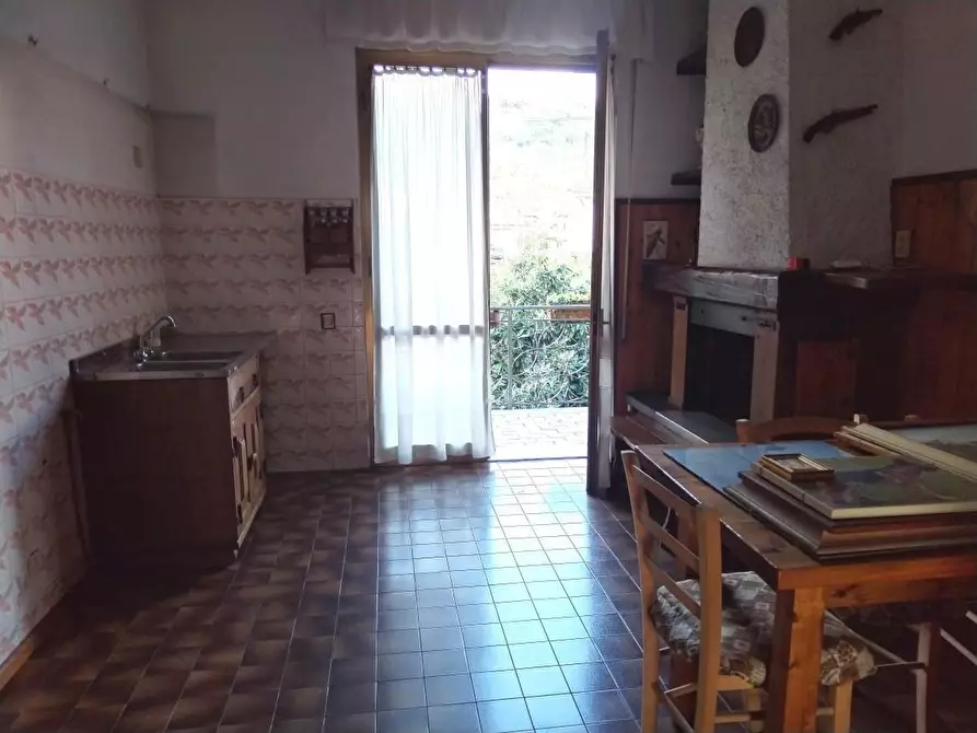 Immagine 9 di Appartamento in vendita  a Massa