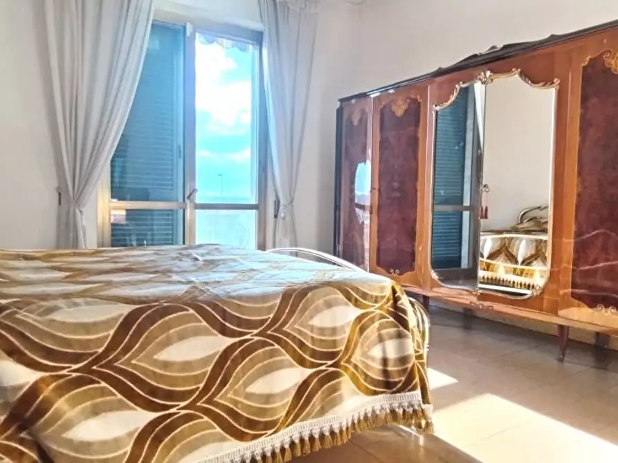 Immagine 13 di Appartamento in vendita  a Massa