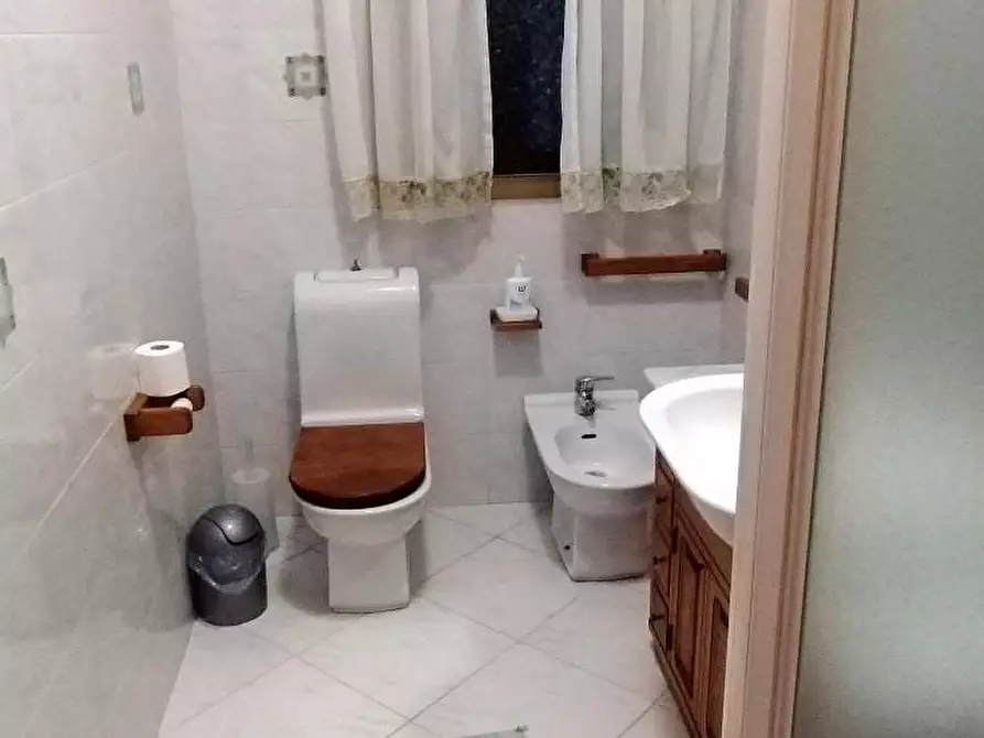 Immagine 20 di Appartamento in vendita  a Massa