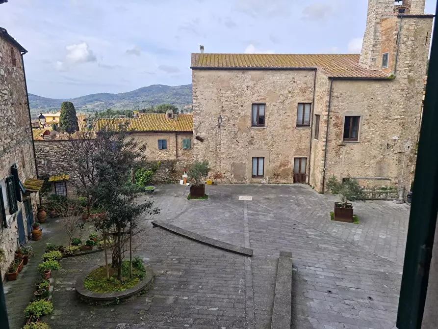 Immagine 1 di Appartamento in vendita  a Suvereto