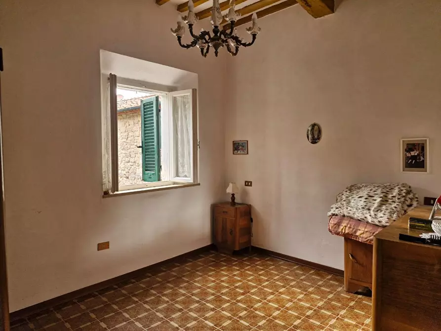 Immagine 13 di Appartamento in vendita  a Suvereto