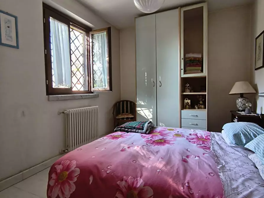 Immagine 11 di Casa indipendente in vendita  a Carrara