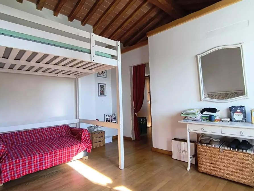 Immagine 13 di Casa indipendente in vendita  a Carrara